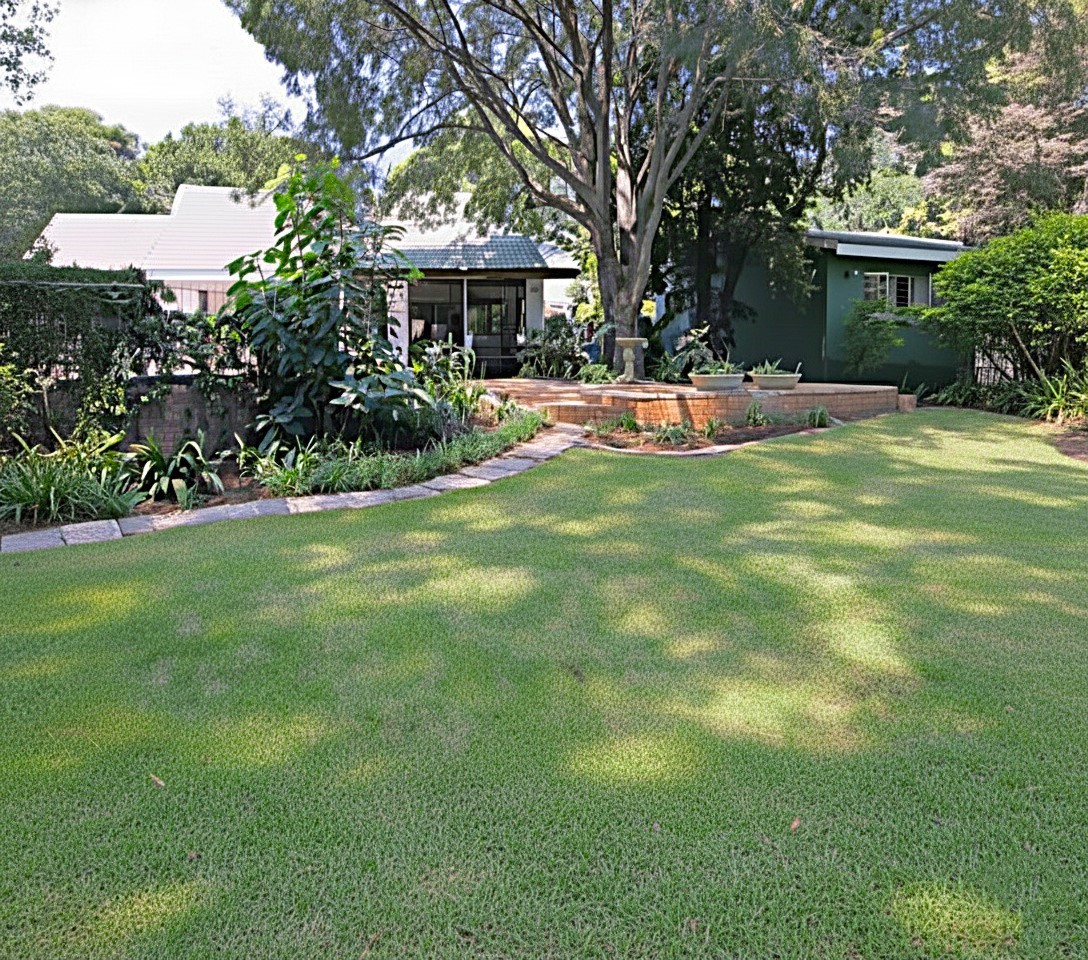3 Bedroom Home, 3 Self Contained Cottages and 2 Outside Rooms For Sale in Bryanston — image 15