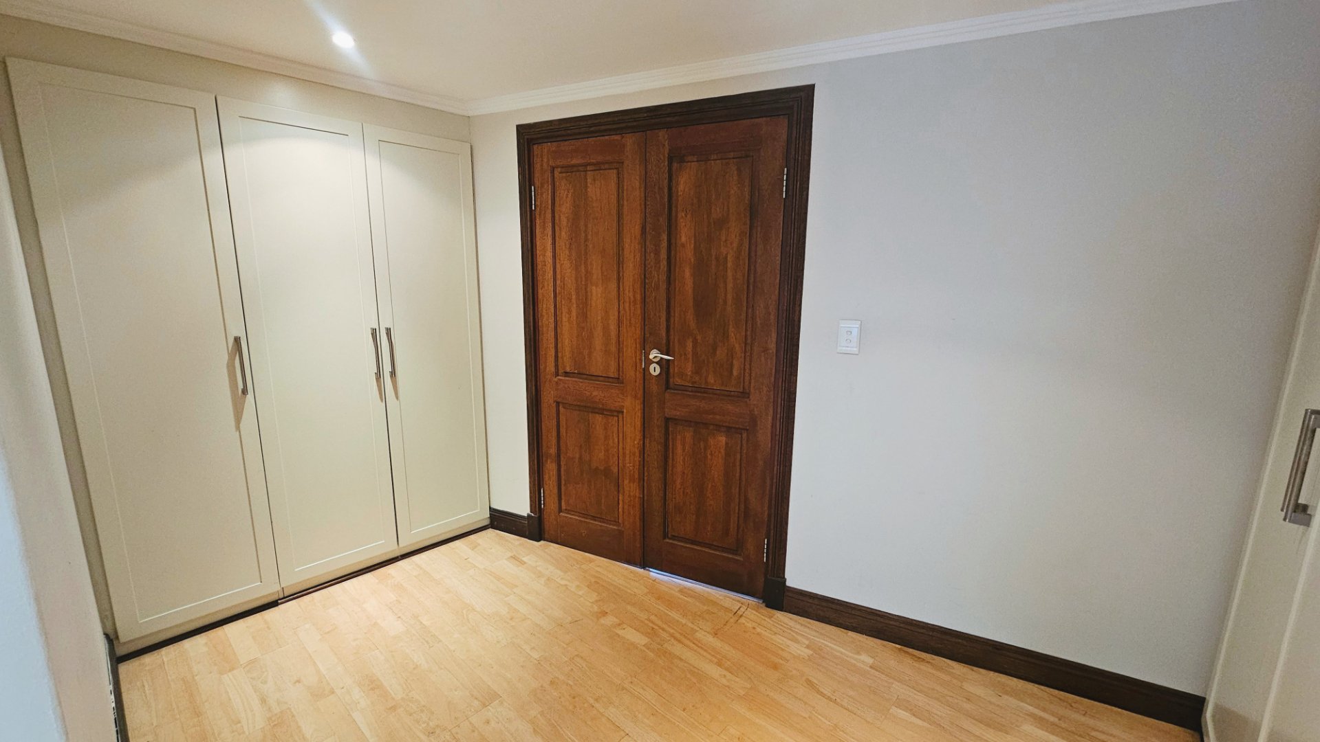 Secure 5 Bedroom Home For Rent In Bryanston East — image 15