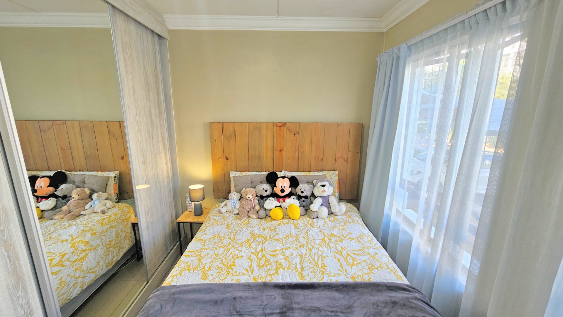 Flawless and secure 3 bedroom 2 bathroom ground floor unit for sale in Birchwood Village — image 7