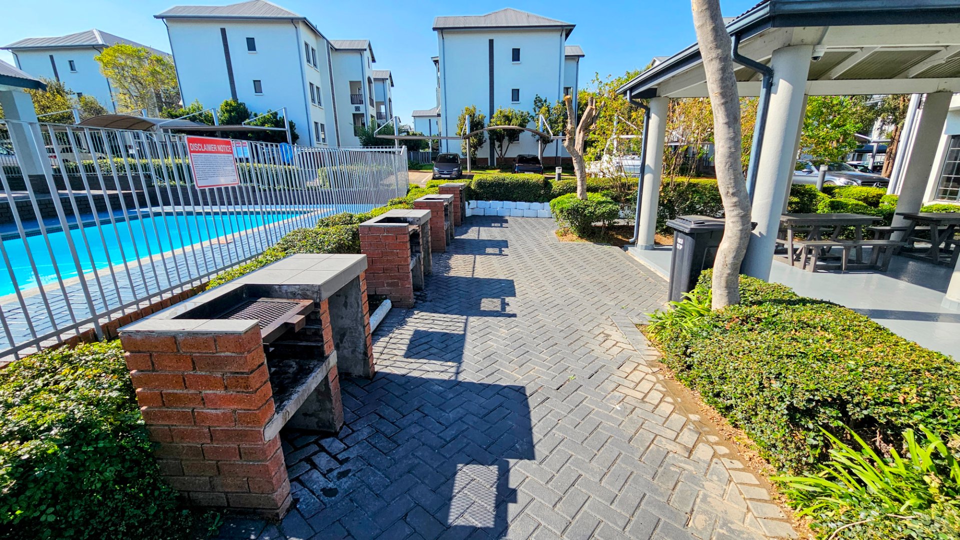 Flawless and secure 3 bedroom 2 bathroom ground floor unit for sale in Birchwood Village — image 24