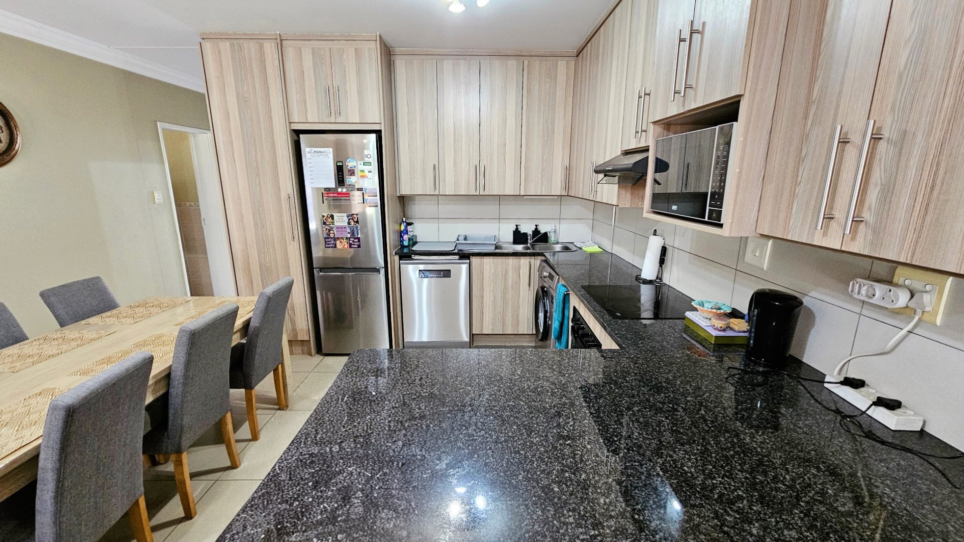 Flawless and secure 3 bedroom 2 bathroom ground floor unit for sale in Birchwood Village — image 5