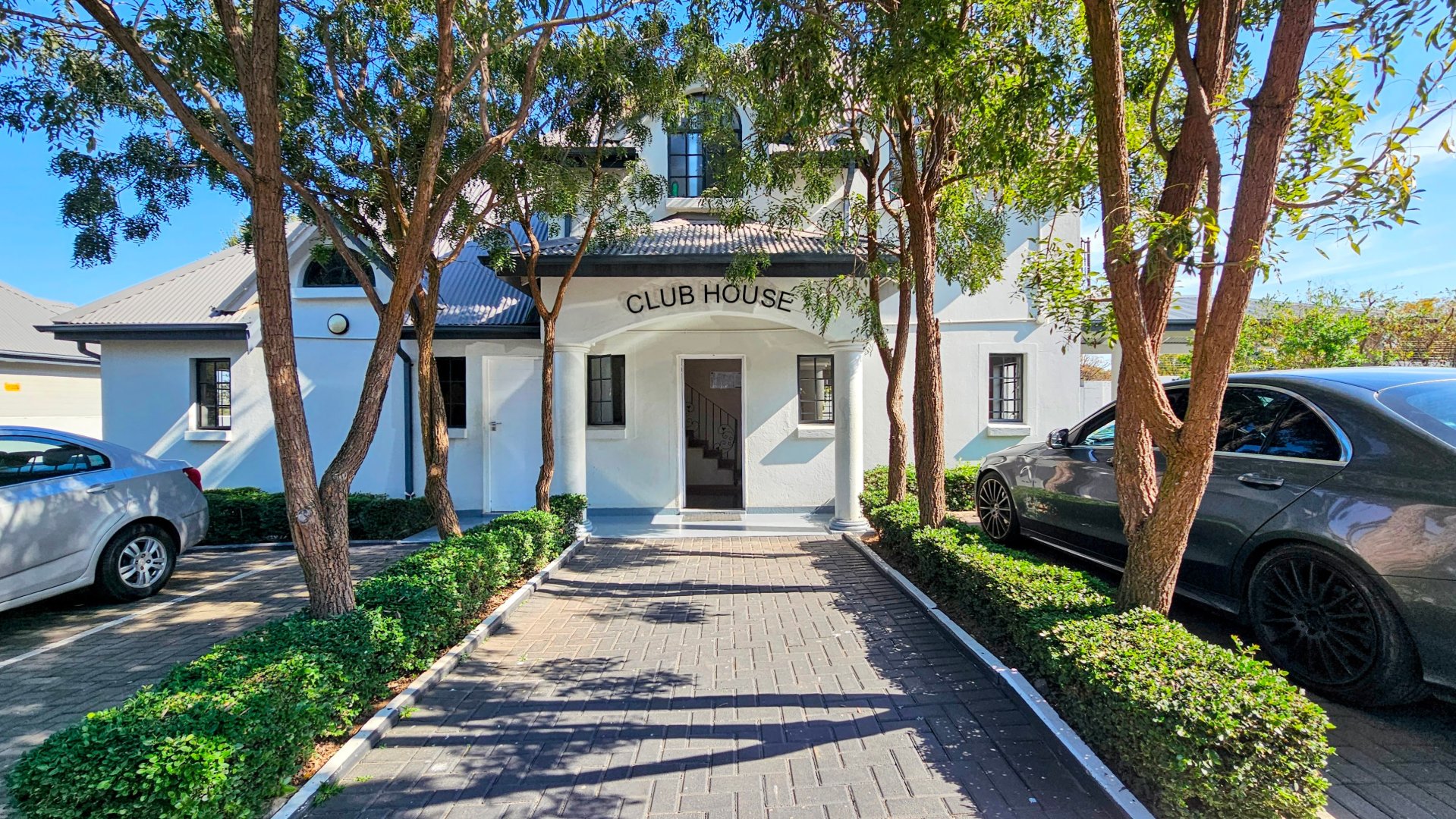 Flawless and secure 3 bedroom 2 bathroom ground floor unit for sale in Birchwood Village — image 25
