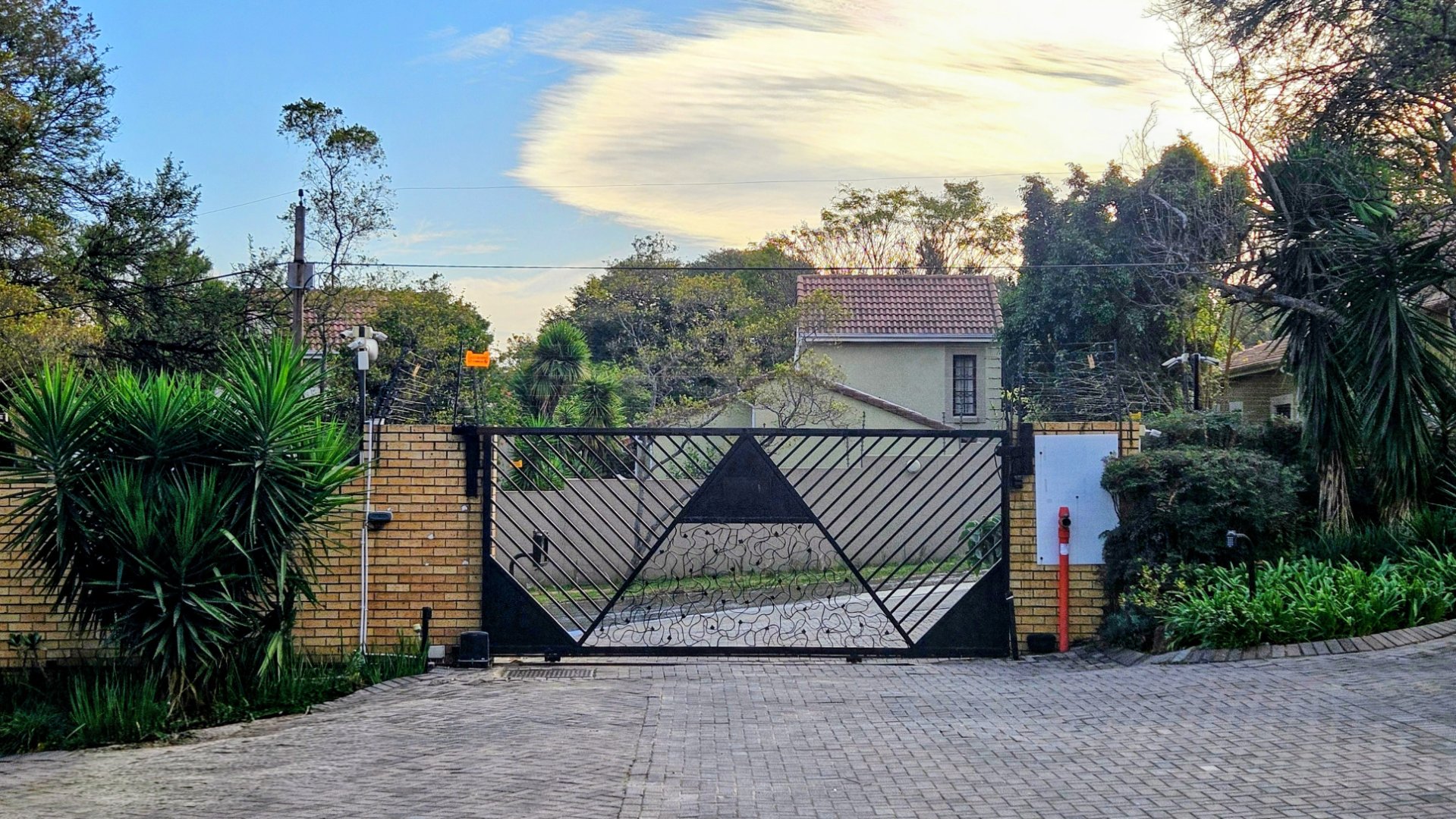 Secure 3 Bedroom Free-Standing Townhouse for Sale in Craigavon — image 30