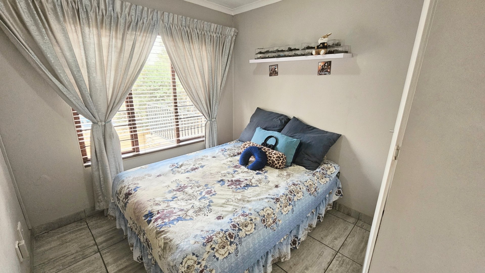 Secure 3 Bedroom Free-Standing Townhouse for Sale in Craigavon — image 16