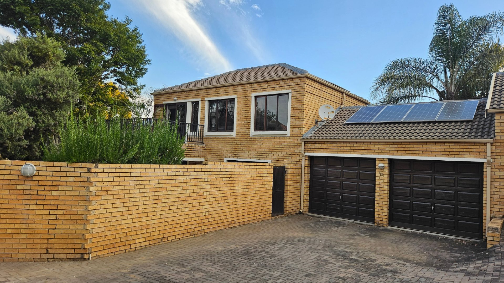 Secure 3 Bedroom Free-Standing Townhouse for Sale in Craigavon