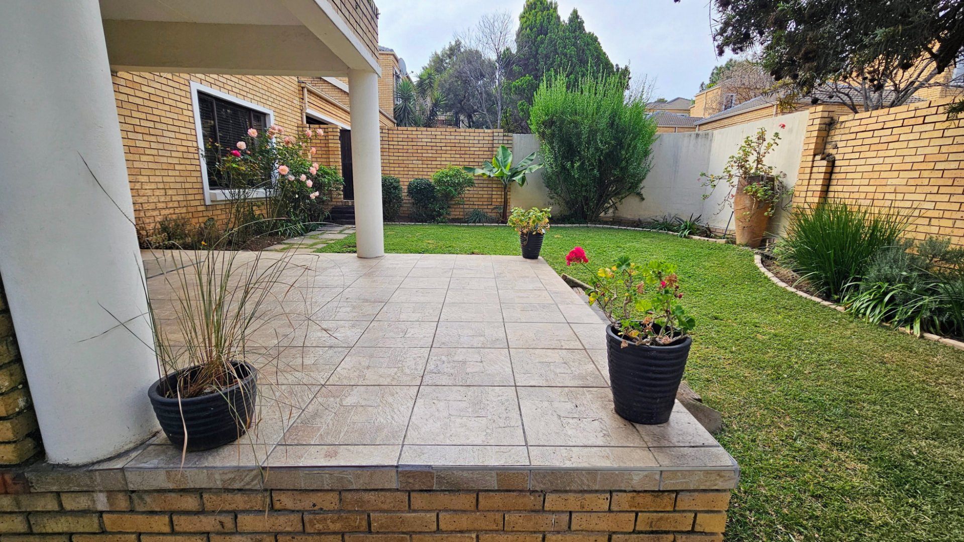 Secure 3 Bedroom Free-Standing Townhouse for Sale in Craigavon — image 26