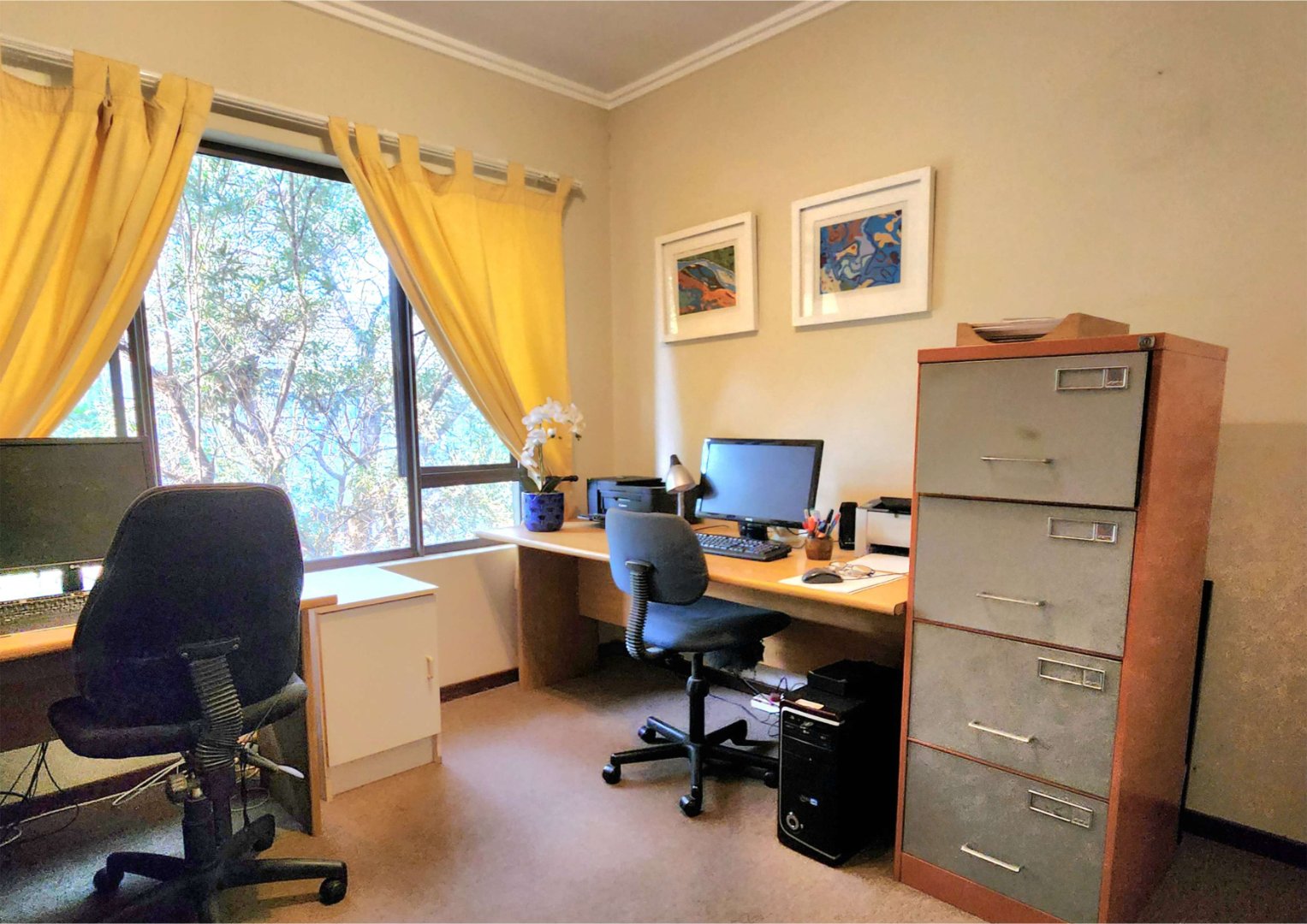 Immaculate 2 Bedroom First Floor Apartment For Sale in Cedar Hills Private Nature Reserve — image 8