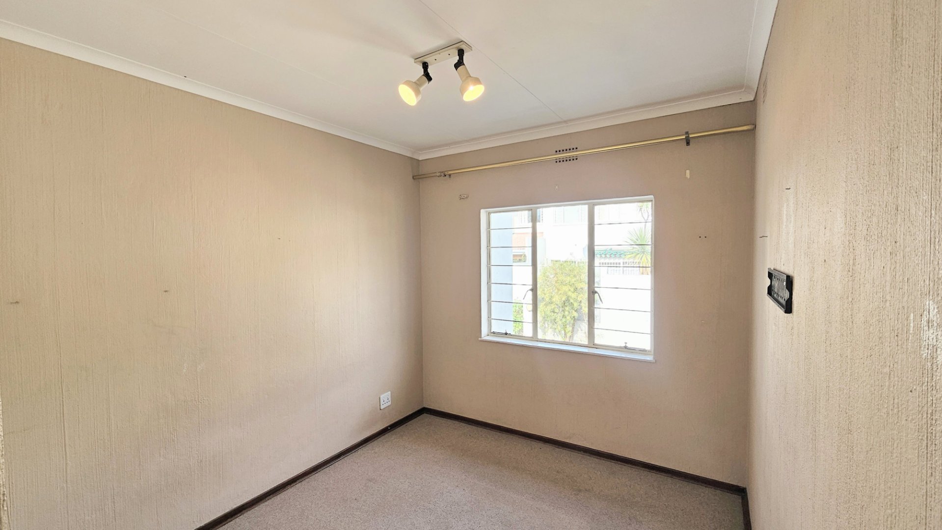 Secure 3 Bedroom 3 bathroom home For Sale in River Club — image 10