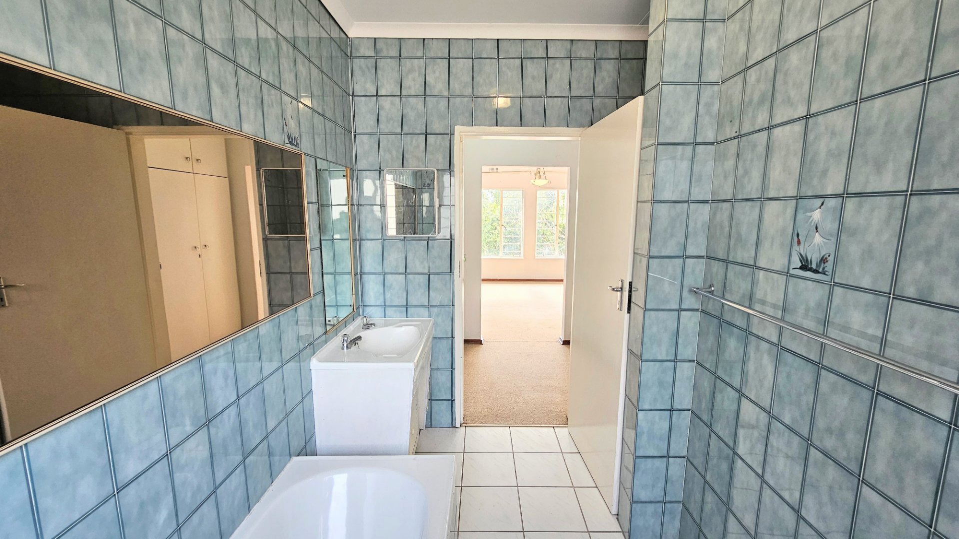 Secure 3 Bedroom 3 bathroom home For Sale in River Club — image 22