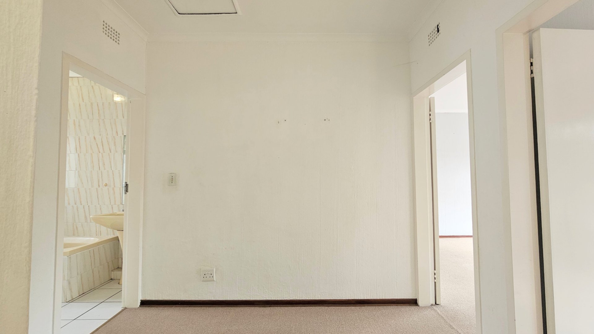 Secure 3 Bedroom 3 bathroom home For Sale in River Club — image 16