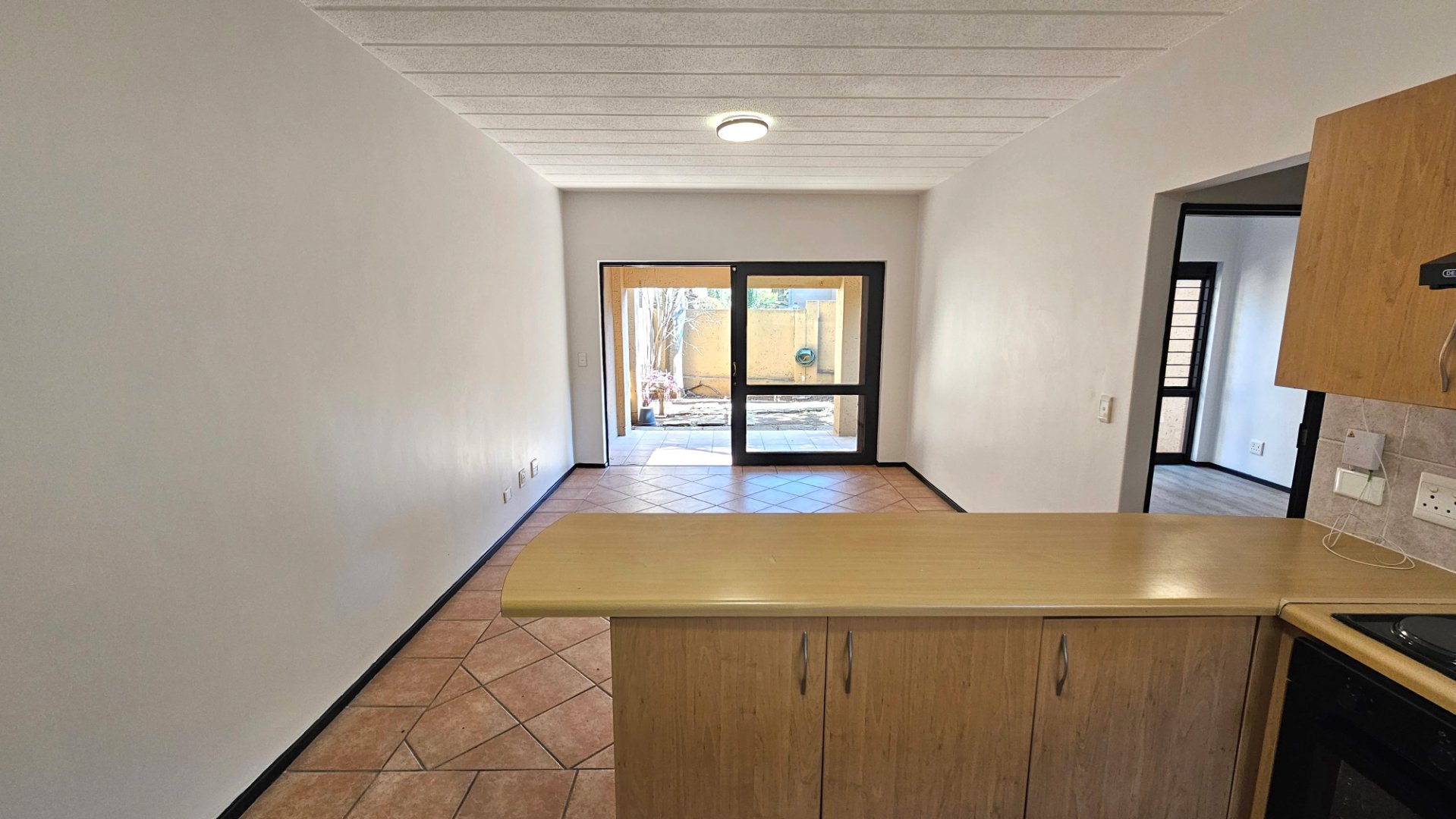 1 Bedroom Ground Floor Garden Unit For Rent in Chobe Sands — image 4
