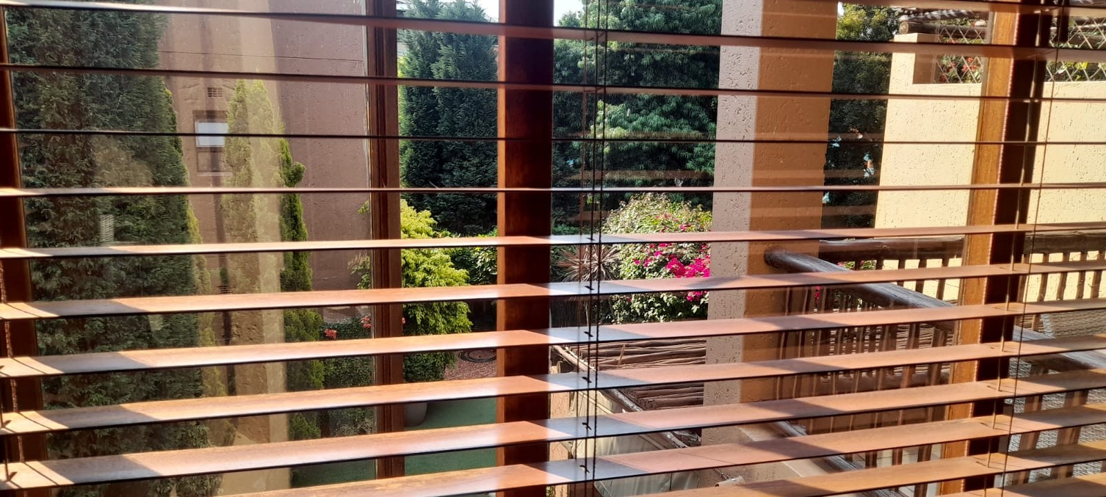 Modern 2 or 3 Bedroom Loft Apartment For Sale In Douglasdale — image 15
