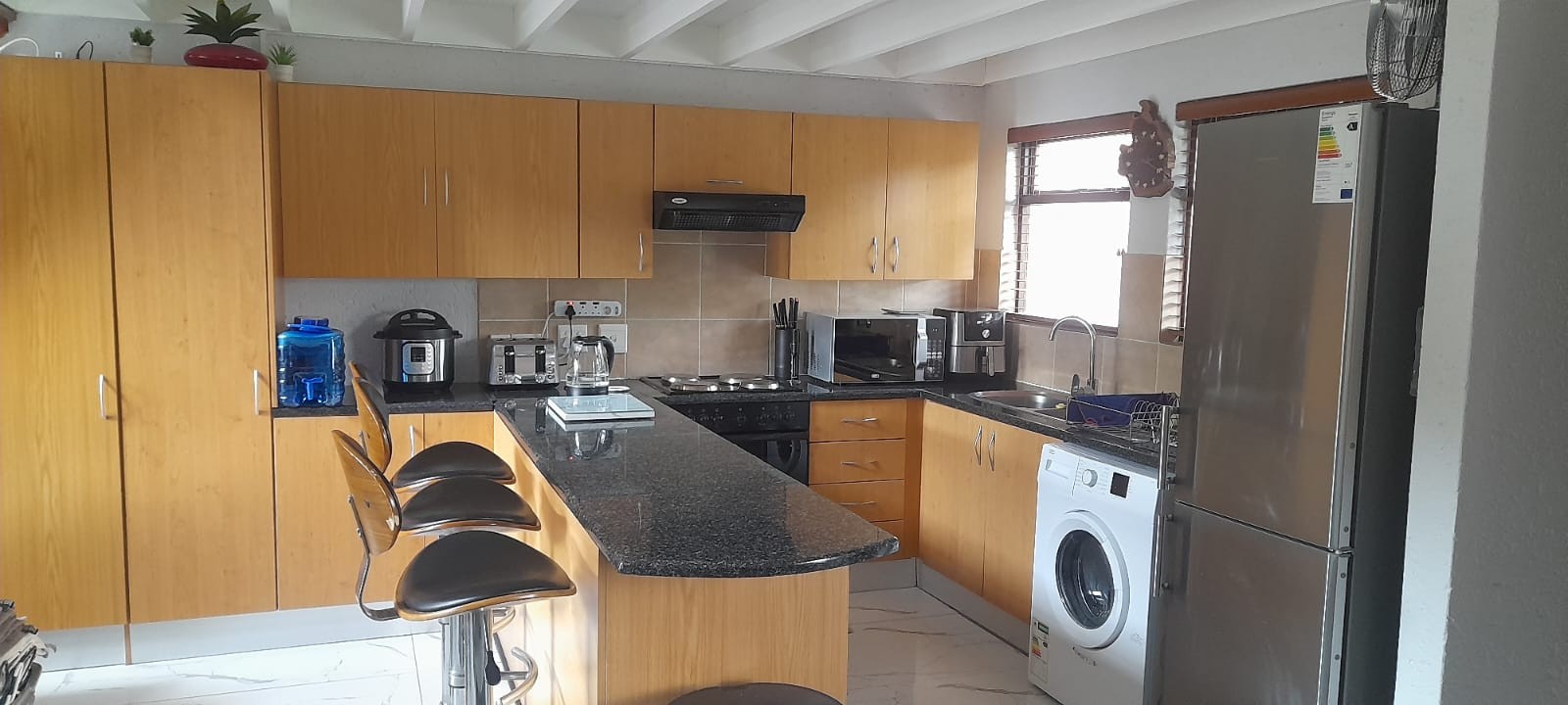 Modern 2 or 3 Bedroom Loft Apartment For Sale In Douglasdale — image 10
