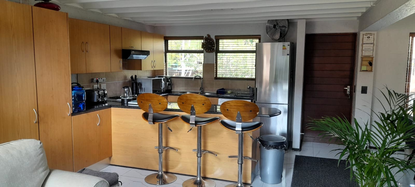 Modern 2 or 3 Bedroom Loft Apartment For Sale In Douglasdale — image 9